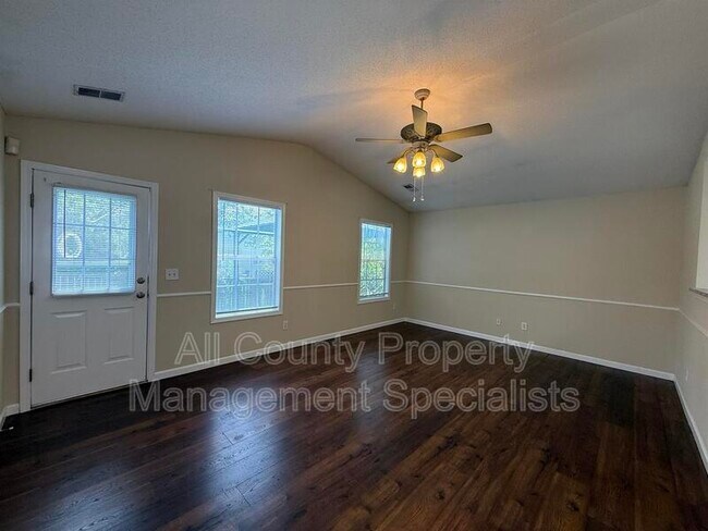 Building Photo - 112 Malisa Dr