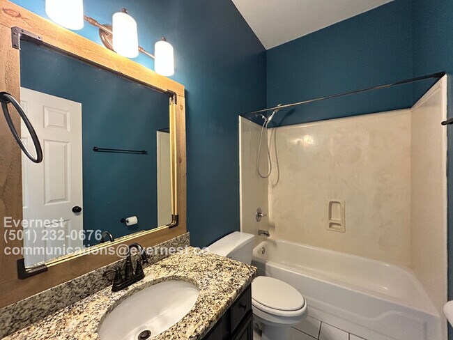 Building Photo - 9501 William Little Dr