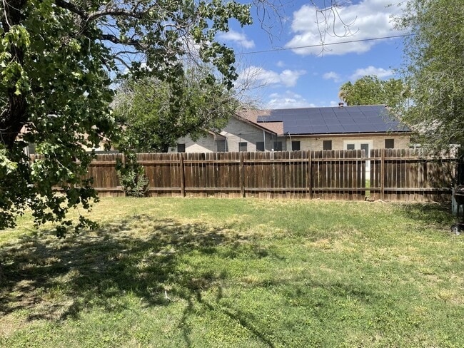 Building Photo - 8685 Northridge Loop
