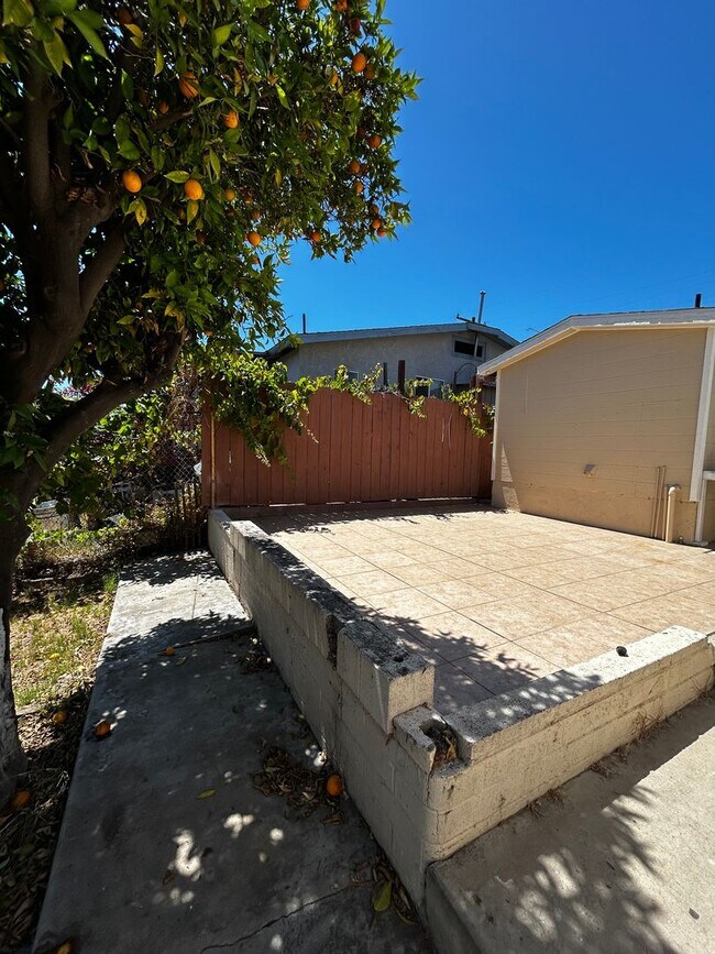 Building Photo - 2764 Wilma St