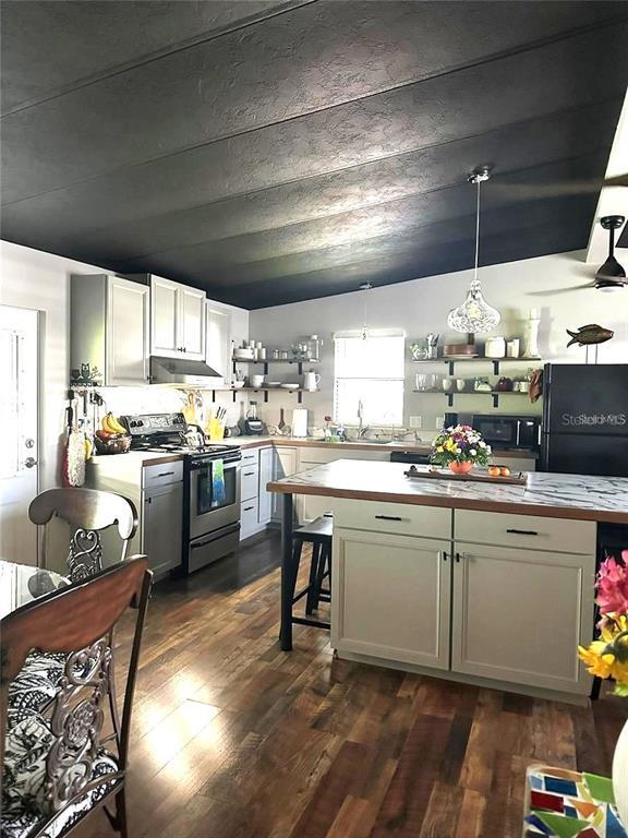 Building Photo - 6456 Presidential Cir