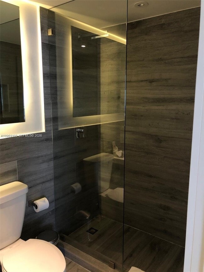 Building Photo - 185 SE 14th Terrace