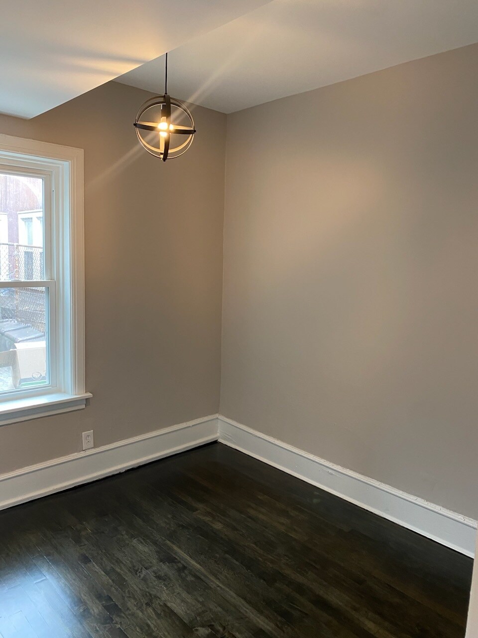 Building Photo - 3937 N Monticello Ave