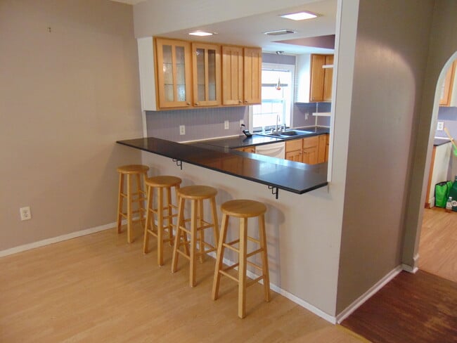 Building Photo - 2500 Ashton Rd