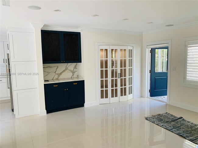 Building Photo - 4218 Braganza Ave