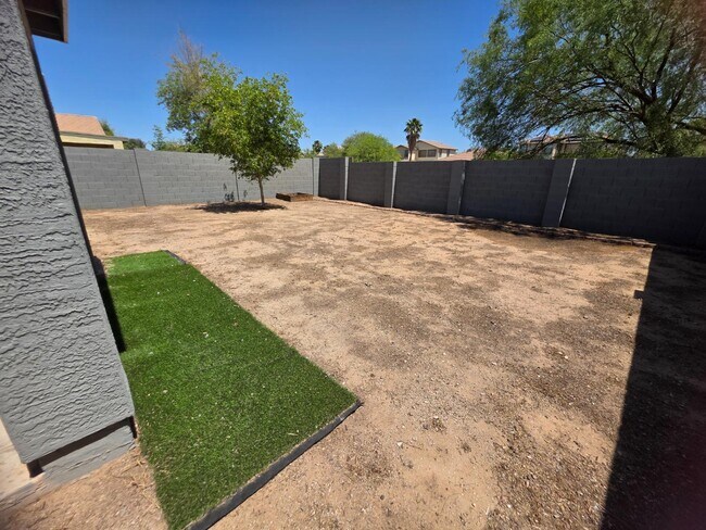 Building Photo - 3607 S 257th Ln