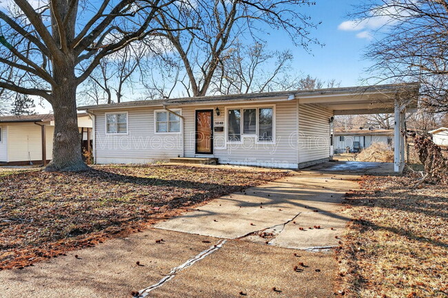 Building Photo - 1540 Aspen Dr