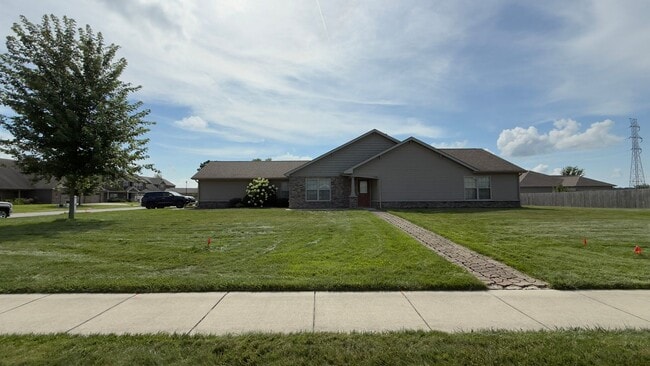 Primary Photo - Updated 4-Bedroom Gem in West Lafayette – ...