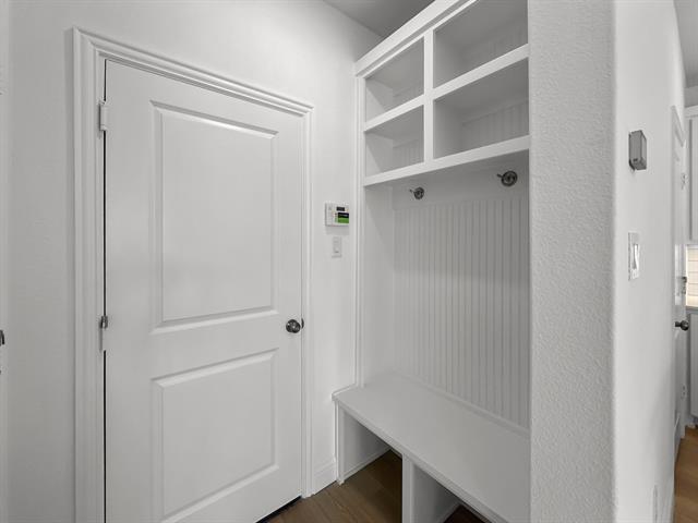 Building Photo - 8980 Samara St