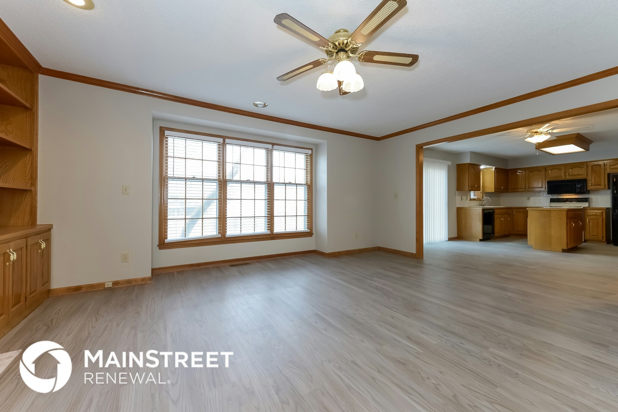 Building Photo - 5620 Meadow View Dr