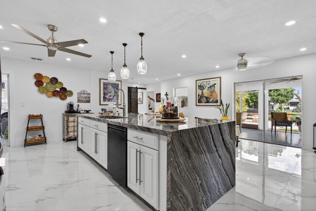 Building Photo - 6661 NW 23rd St