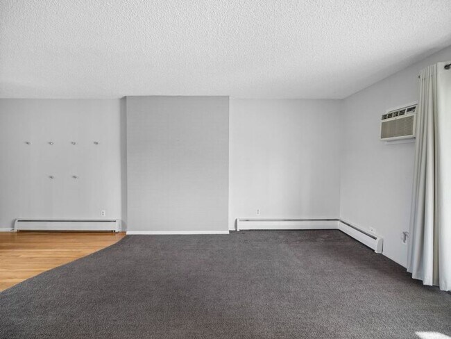 Building Photo - Mid-Century Modern Comfort: 1-Bedroom Cond...