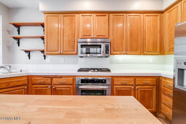 Building Photo - 3105 La Casa Ct