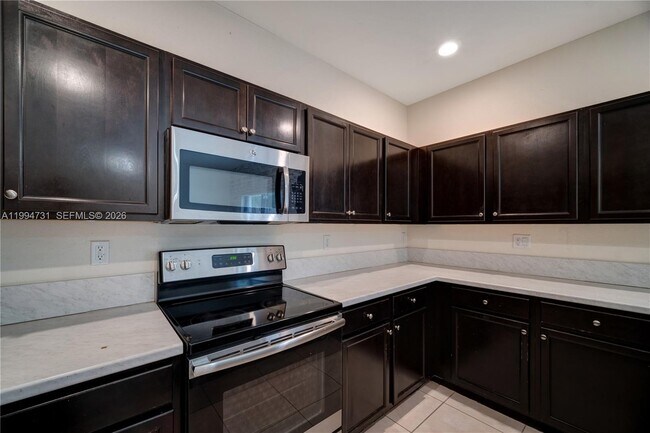 Building Photo - 11508 SW 248th Ln