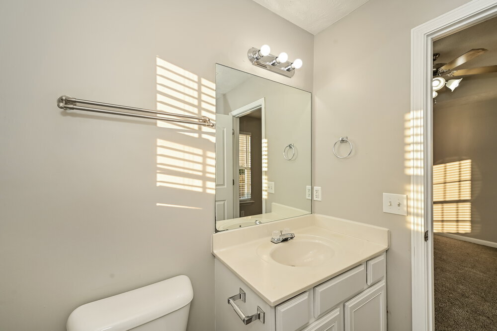 Building Photo - 8864 Cressent Glen Ct