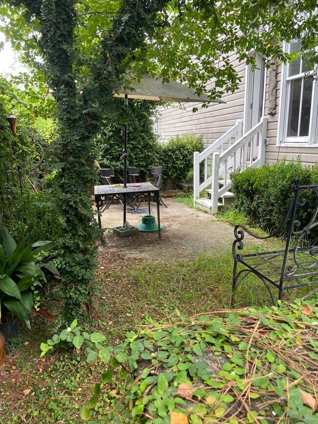 Building Photo - 1602 Cypress Ln