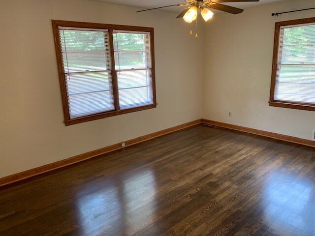 Building Photo - 891 Parkway Dr