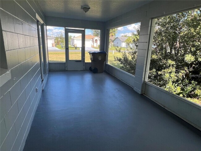 Building Photo - 270 Chadworth Dr