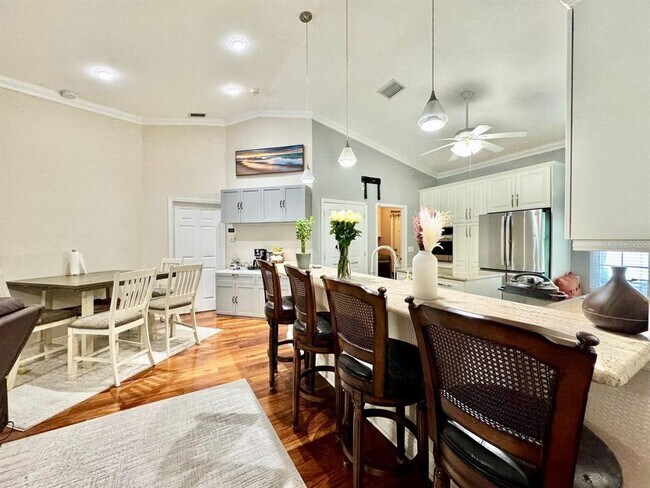 Building Photo - 13035 Royal George Ave