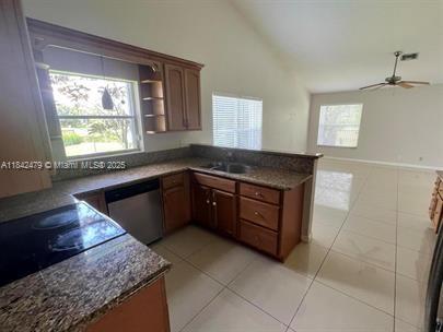 Building Photo - 12020 Quilting Ln