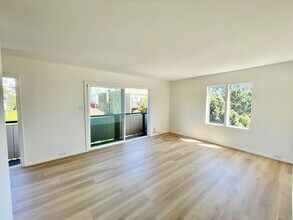 Building Photo - Potrero Hill 1 BR/1BA -  Parking, Laundry,...