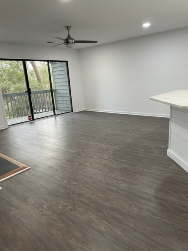 Building Photo - 1030 Marsh Ct Ln