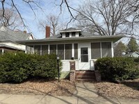 Building Photo - Home near Bradley University