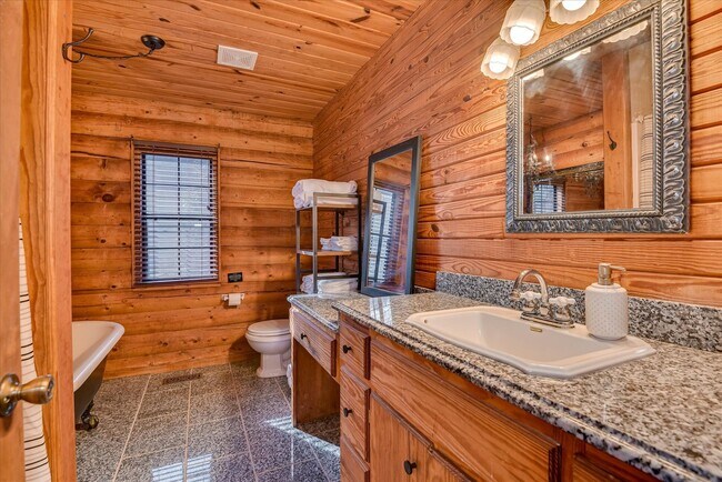 Building Photo - Fully Furnished Monthly Lake Cabin Rental | Available October – March