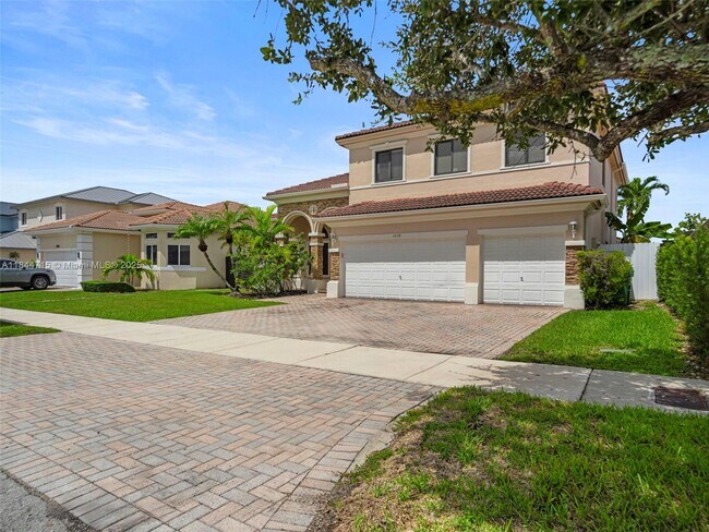 Building Photo - 1438 SW 154th Ct