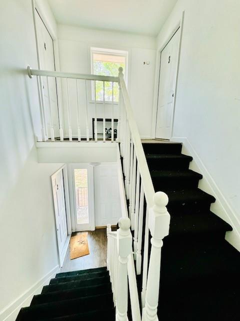 Building Photo - 1610 Line Cir