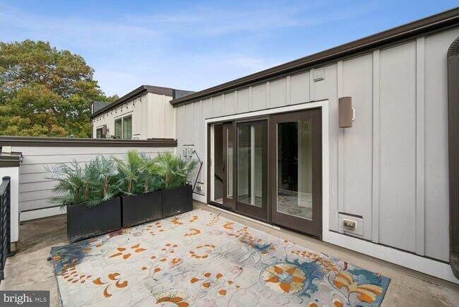 Building Photo - 1641 Bandit Loop