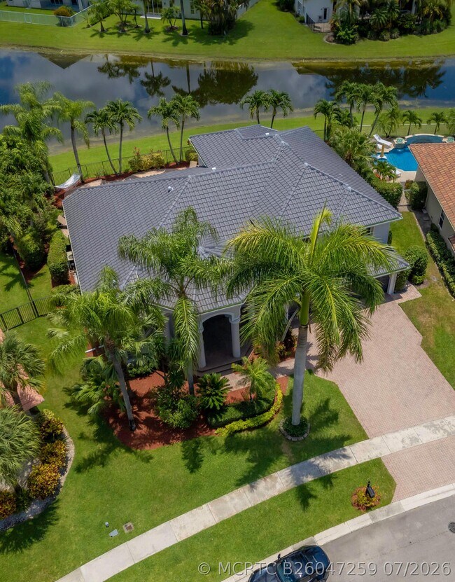 Building Photo - 10849 Bal Harbor Dr