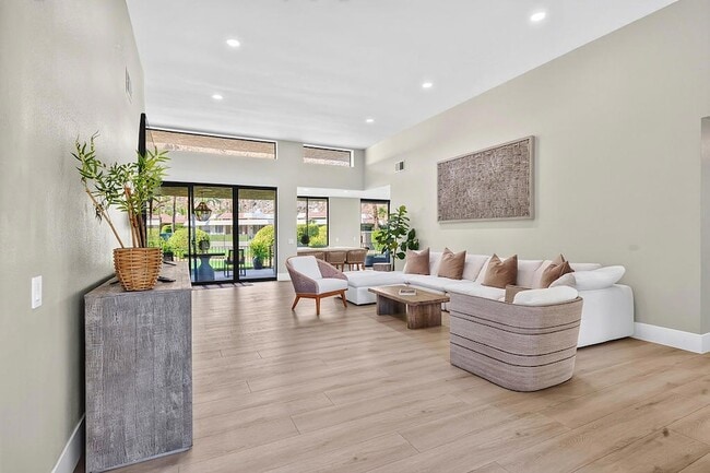 Building Photo - 77765 Cottonwood Cove