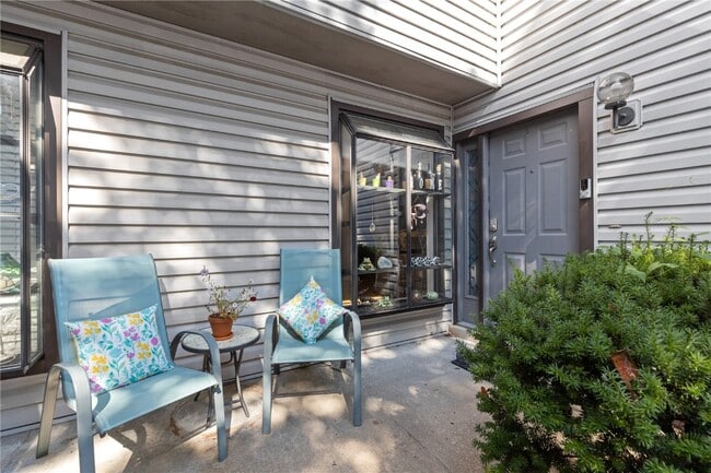 Primary Photo - 1707 Thorny Briar Dr
