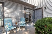 Building Photo - 1707 Thorny Briar Dr