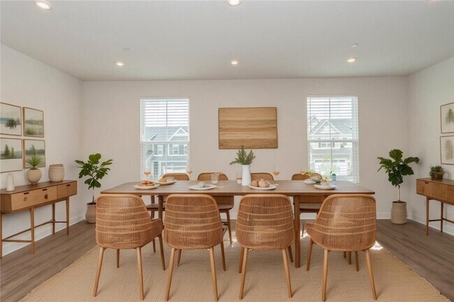 Building Photo - 4602 Spruce Rd