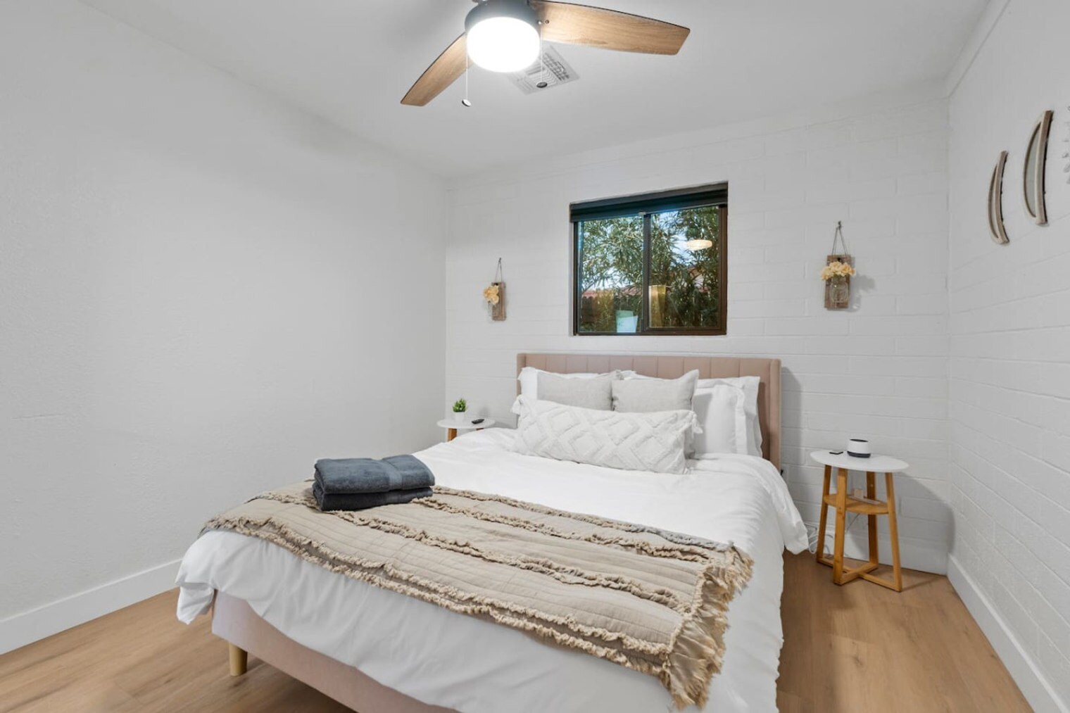 Building Photo - 4407 N 13th Pl