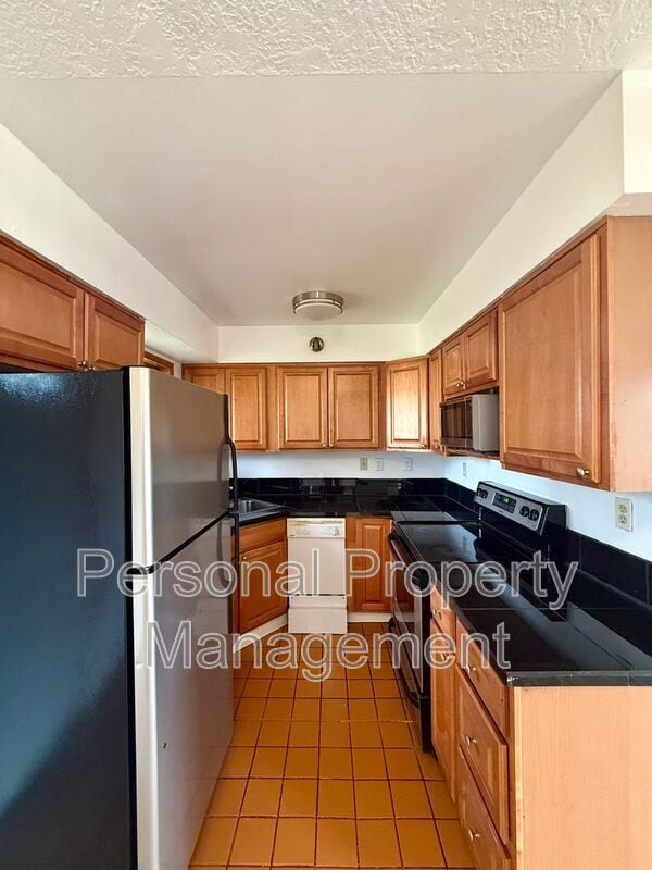 Building Photo - 7614 Indiana St