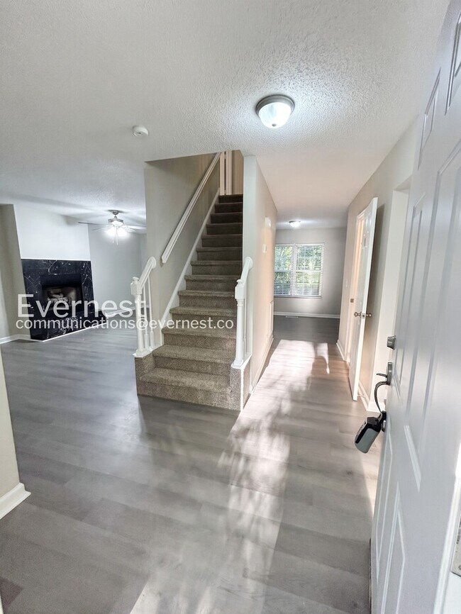 Building Photo - 3612 Mizell Rd