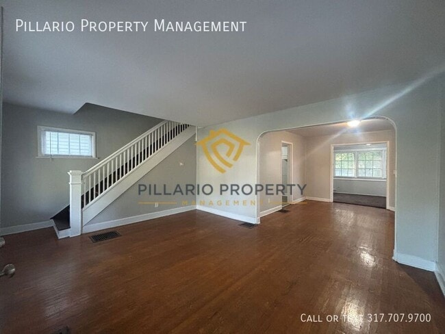 Building Photo - 1025 W 35th St