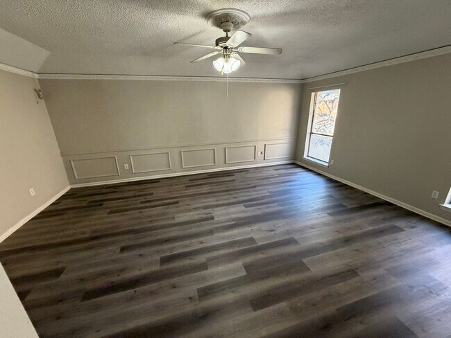 Building Photo - Location....Location....Location....