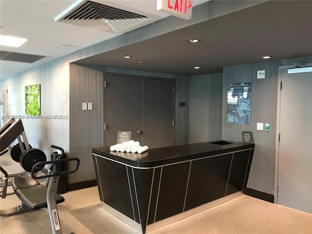 Building Photo - 951 Brickell Ave