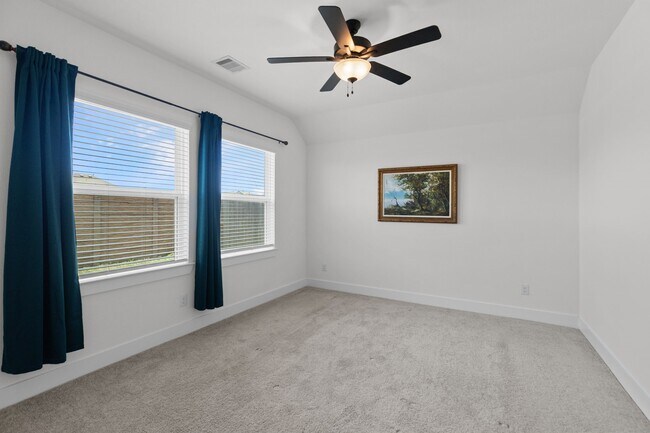 Building Photo - 10031 Crescendo Wy