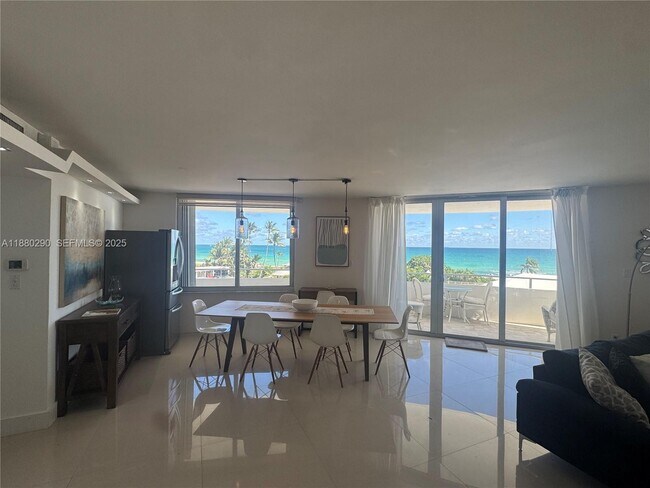 Building Photo - 5161 Collins Ave