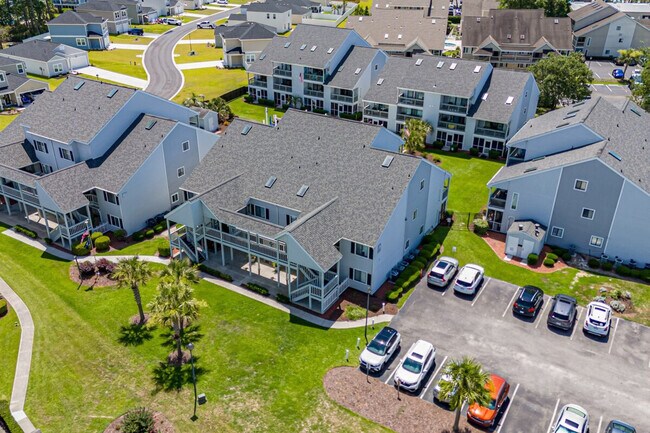 Building Photo - 27-E Colony Dr