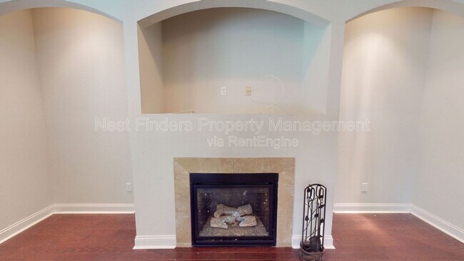 Building Photo - 2588 Cody Dr