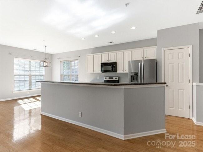 Building Photo - 3164 Margellina Drive