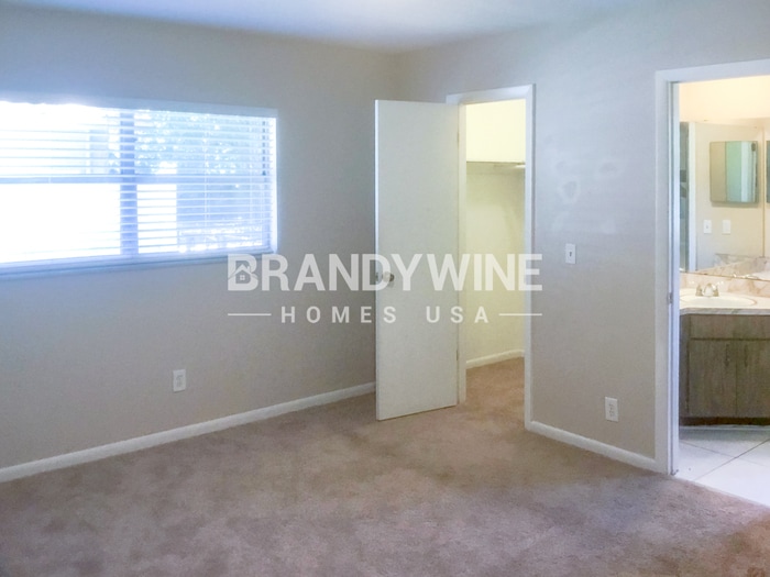 Building Photo - 1608 Robin Ln