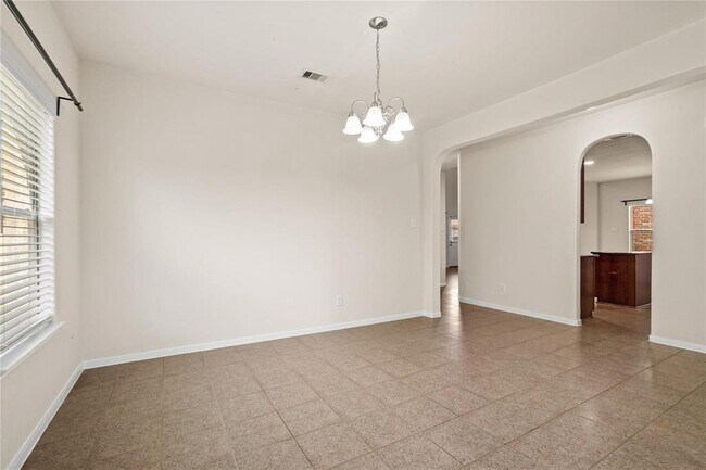Building Photo - 25810 Westbourne Dr