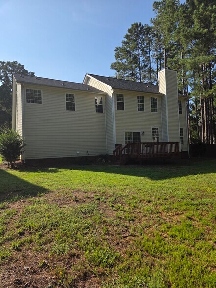 Building Photo - 203 Magnolia Bluff Dr